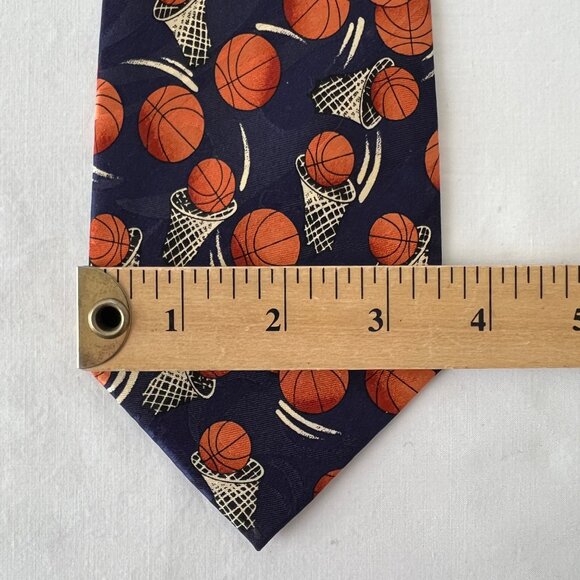 Steven Harris Hand Made Basketball Themed Necktie in Excellent Condition! - Picture 2 of 5